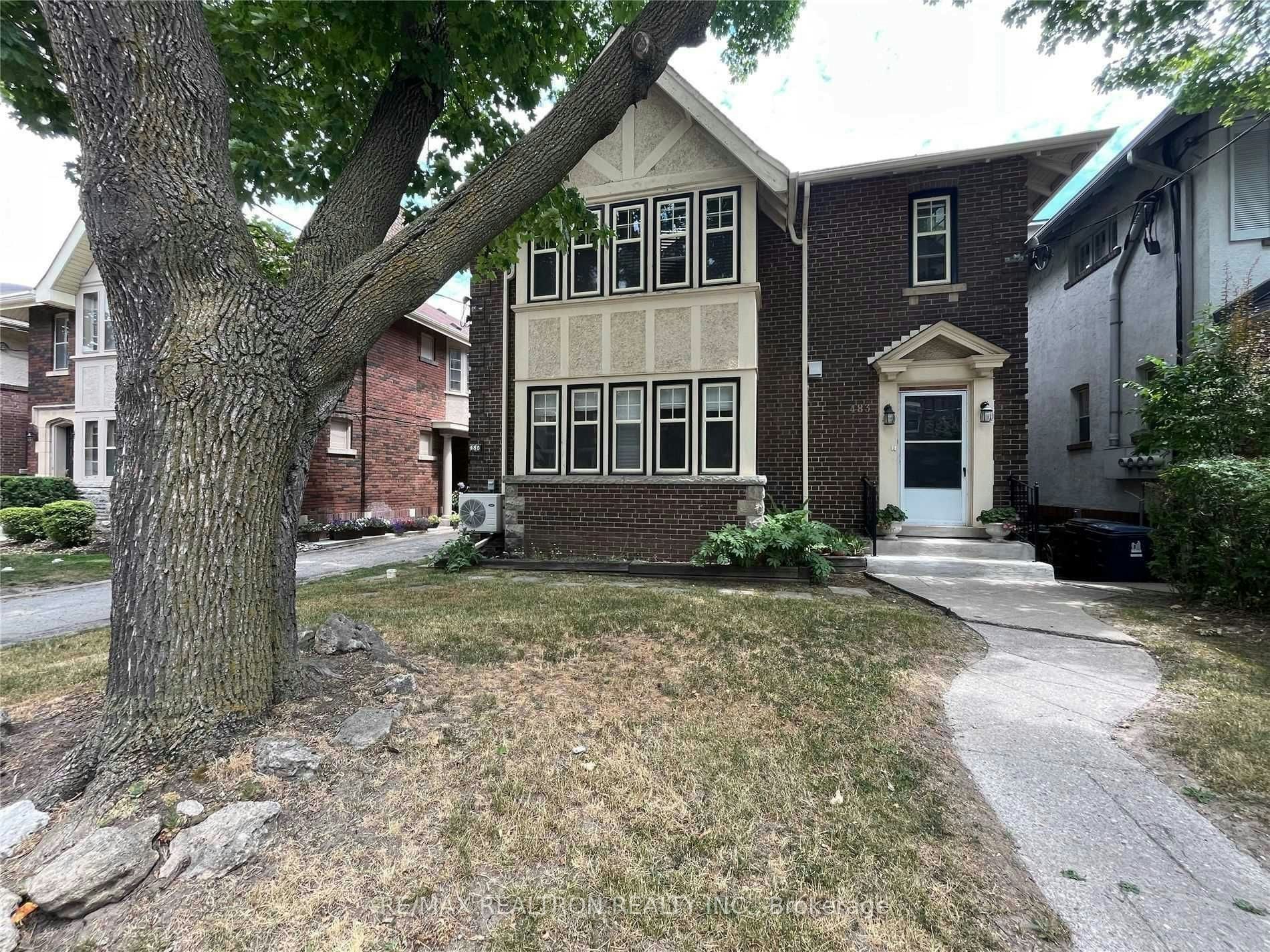 B-485 Oriole Parkway, Toronto, ON, M5P 2H9