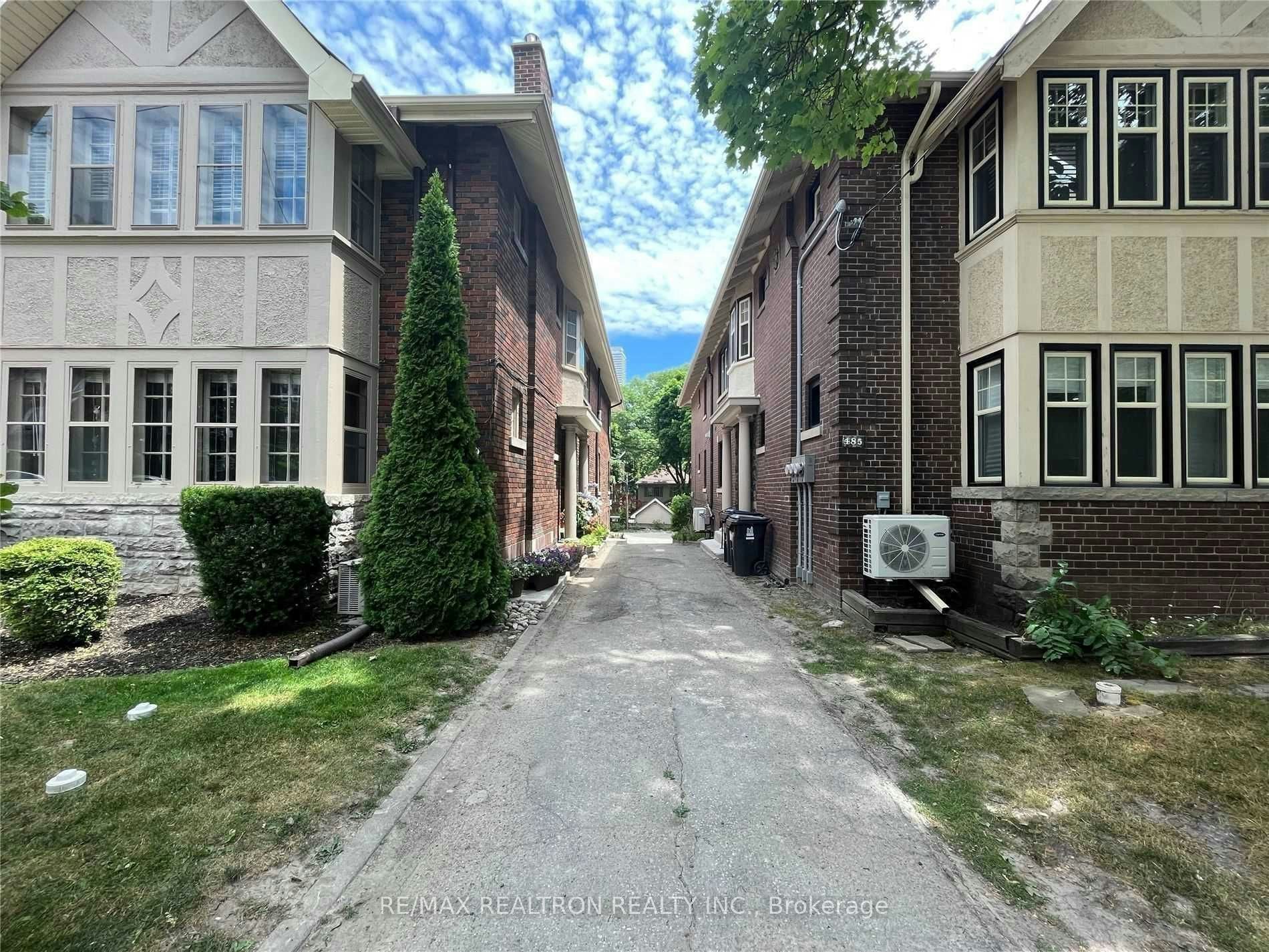 B-485 Oriole Parkway, Toronto, ON, M5P 2H9 - 2