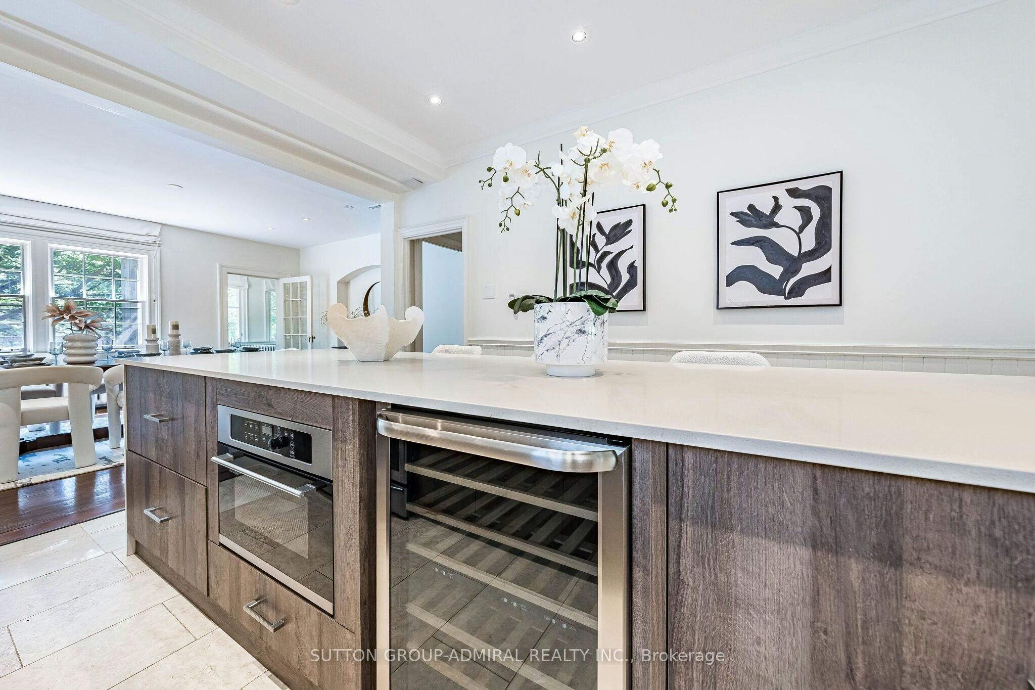 63 Highland Avenue, Toronto, ON, M4W 2A2 - 18