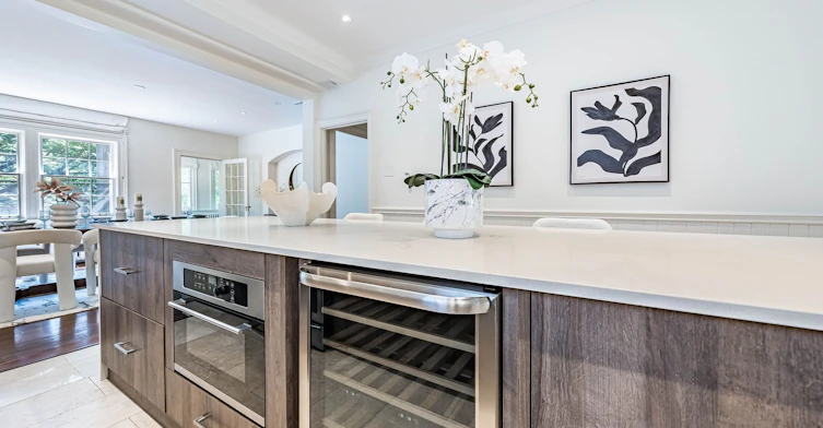 63 Highland Avenue, Toronto, ON, M4W 2A2 - 18