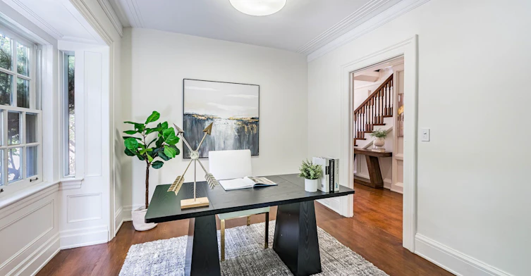 63 Highland Avenue, Toronto, ON, M4W 2A2 - 4