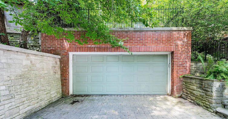 63 Highland Avenue, Toronto, ON, M4W 2A2 - 49