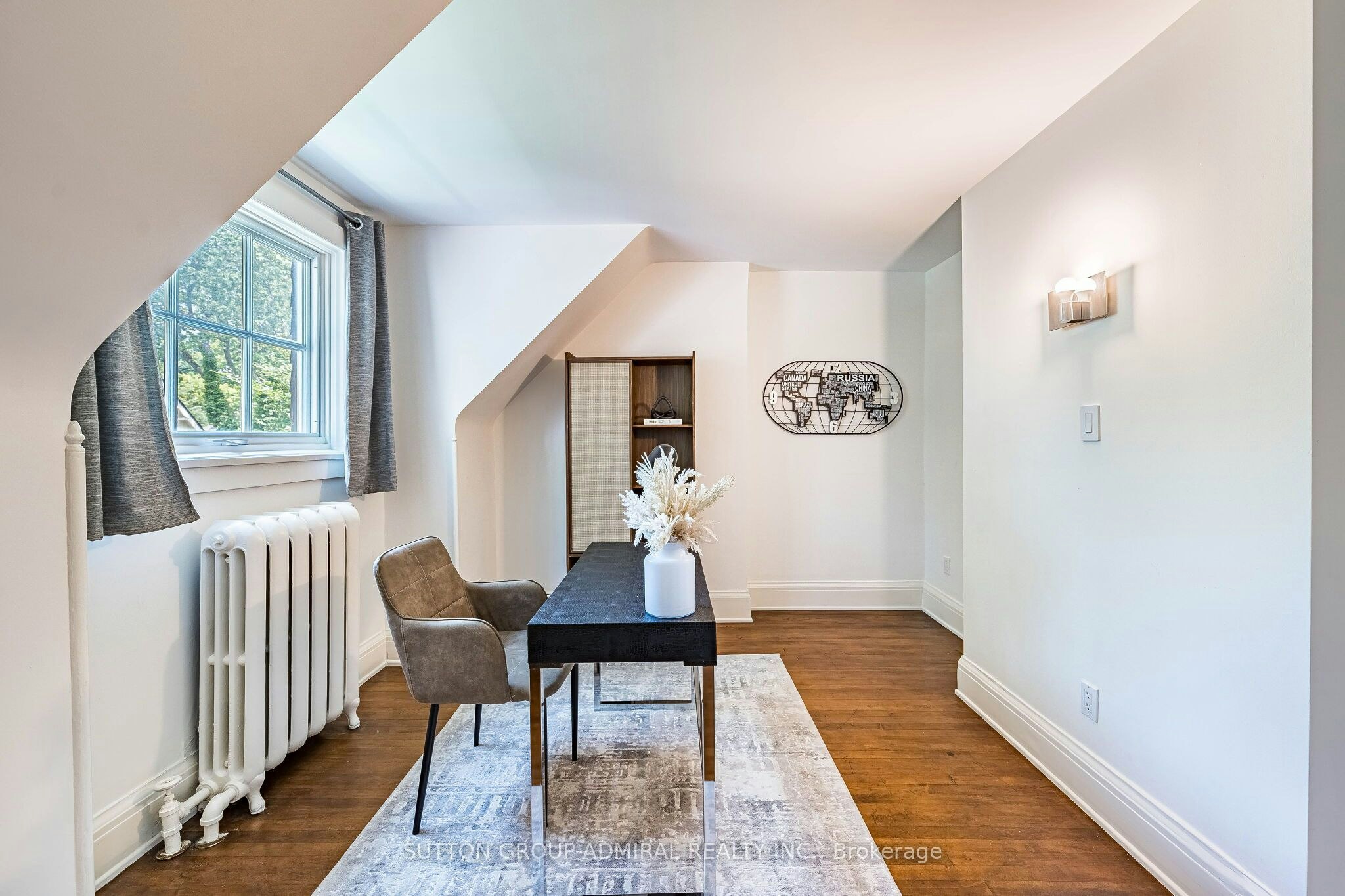 63 Highland Avenue, Toronto, ON, M4W 2A2 - 43