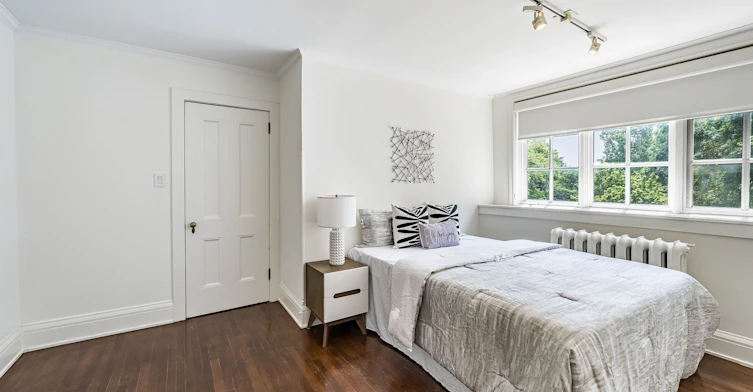 63 Highland Avenue, Toronto, ON, M4W 2A2 - 42