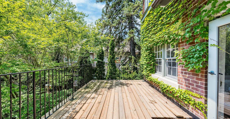 63 Highland Avenue, Toronto, ON, M4W 2A2 - 44
