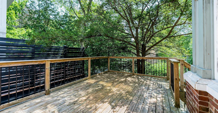 63 Highland Avenue, Toronto, ON, M4W 2A2 - 46