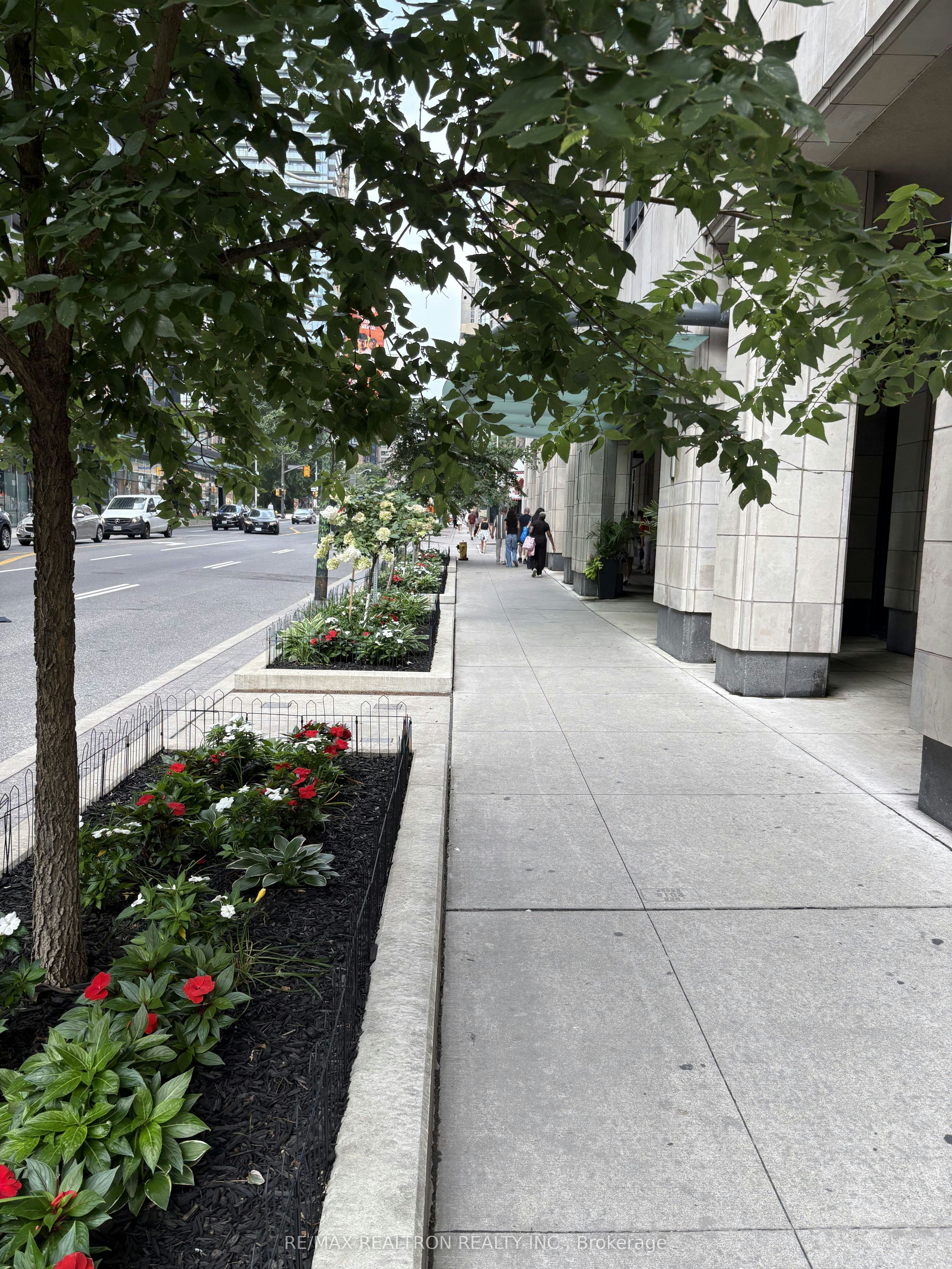 1805-955 Bay Street, Toronto, ON, M5S 0C6 - 8