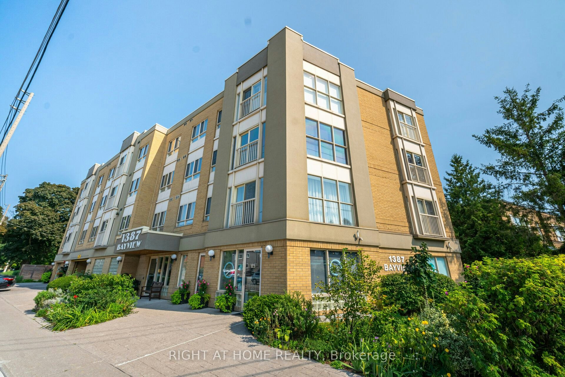 306-1387 Bayview Avenue, Toronto, ON, M4G 3A5