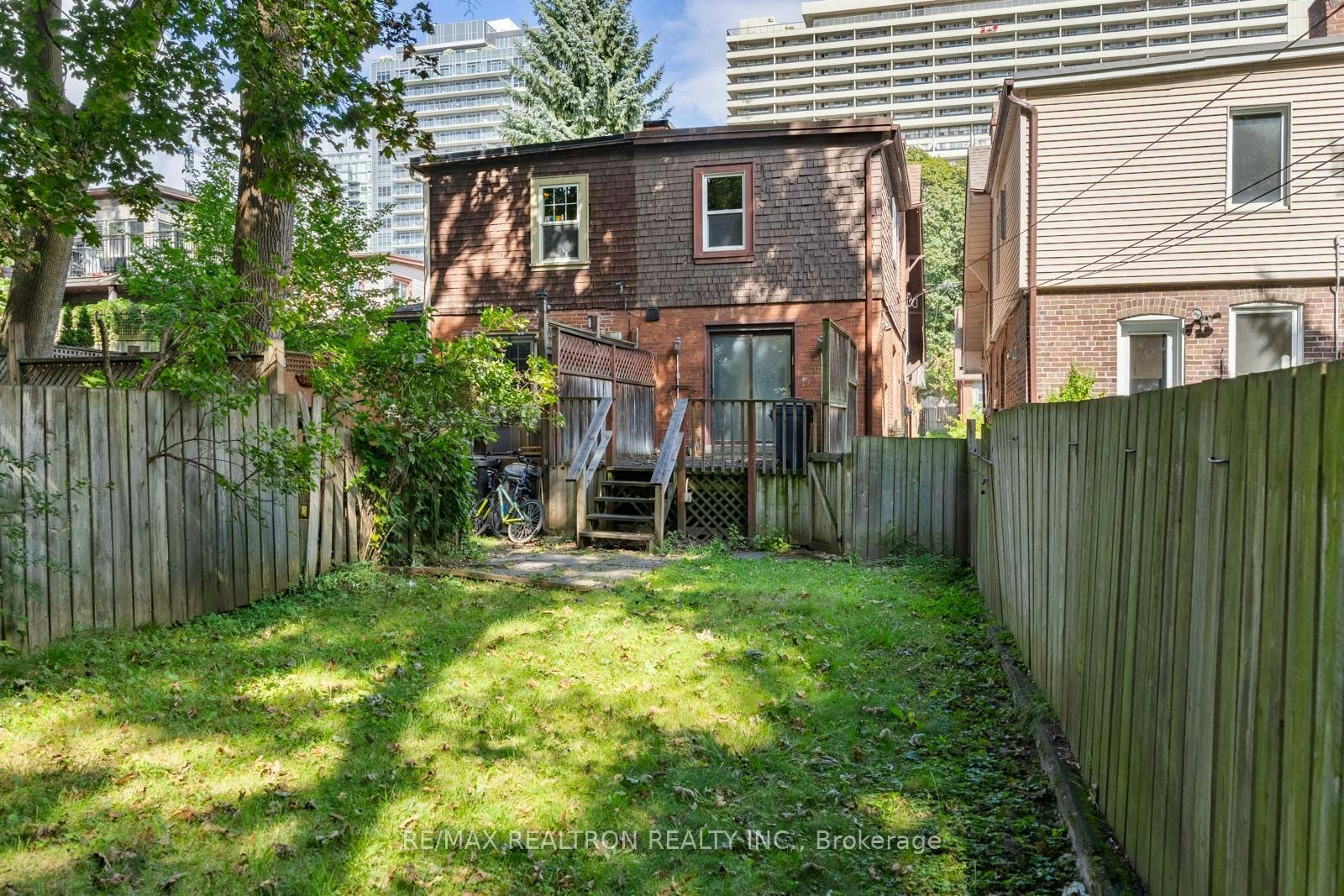 38 Henning Avenue, Toronto, ON, M4R 1X7 - 37