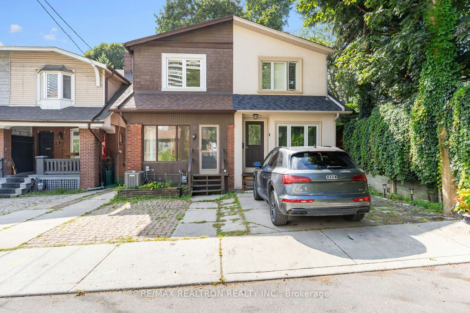 38 Henning Avenue, Toronto, ON, M4R 1X7 - 3