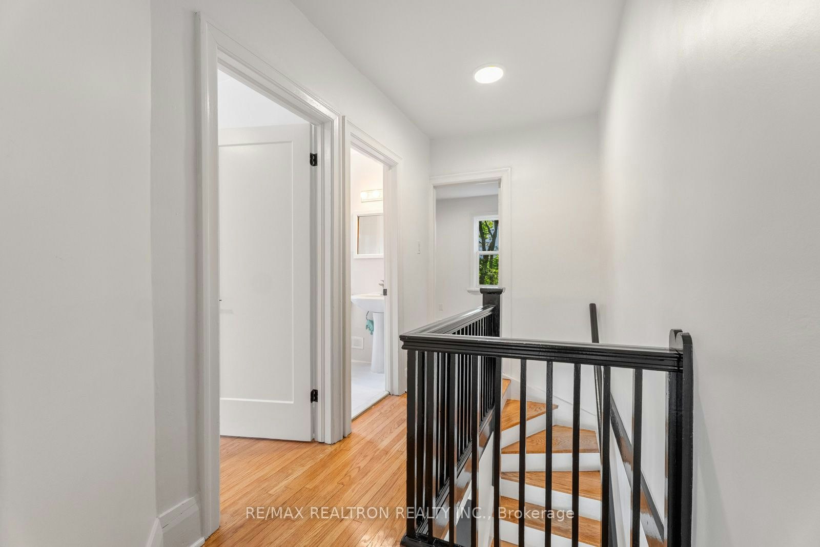 38 Henning Avenue, Toronto, ON, M4R 1X7 - 15