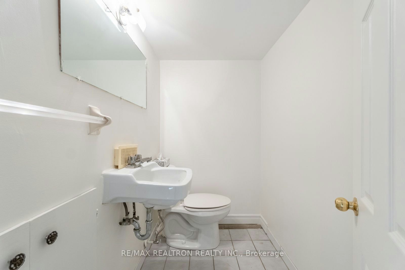 38 Henning Avenue, Toronto, ON, M4R 1X7 - 29