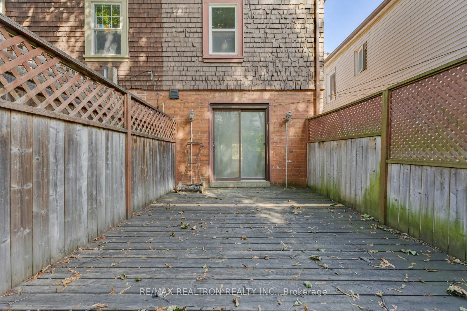 38 Henning Avenue, Toronto, ON, M4R 1X7 - 39