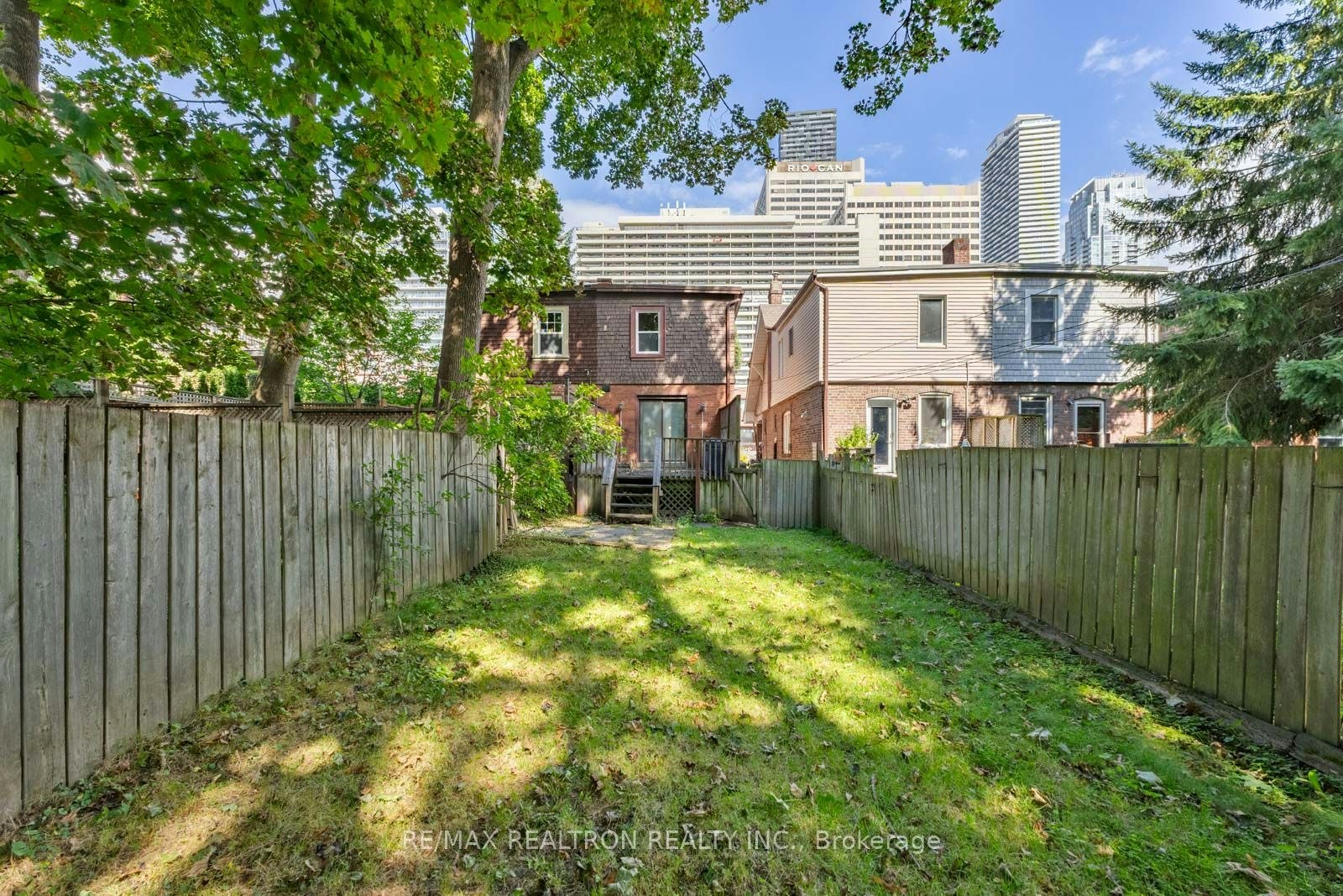 38 Henning Avenue, Toronto, ON, M4R 1X7 - 35