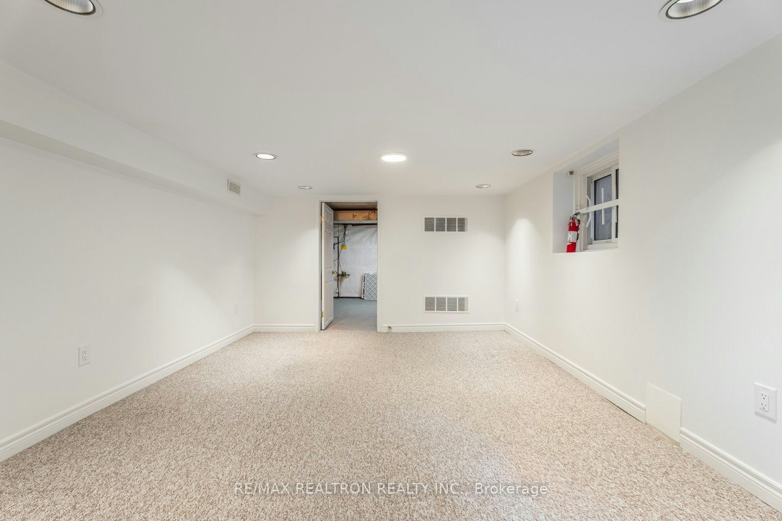 38 Henning Avenue, Toronto, ON, M4R 1X7 - 28