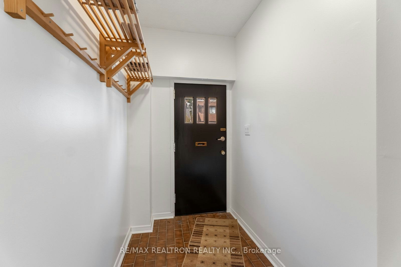 38 Henning Avenue, Toronto, ON, M4R 1X7 - 5