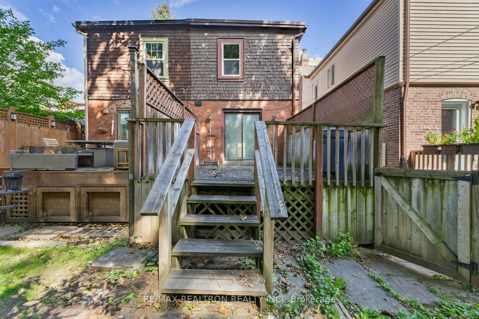 38 Henning Avenue, Toronto, ON, M4R 1X7 - 38