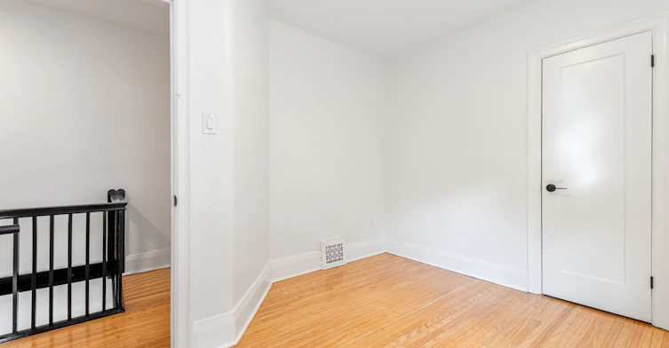 38 Henning Avenue, Toronto, ON, M4R 1X7 - 21