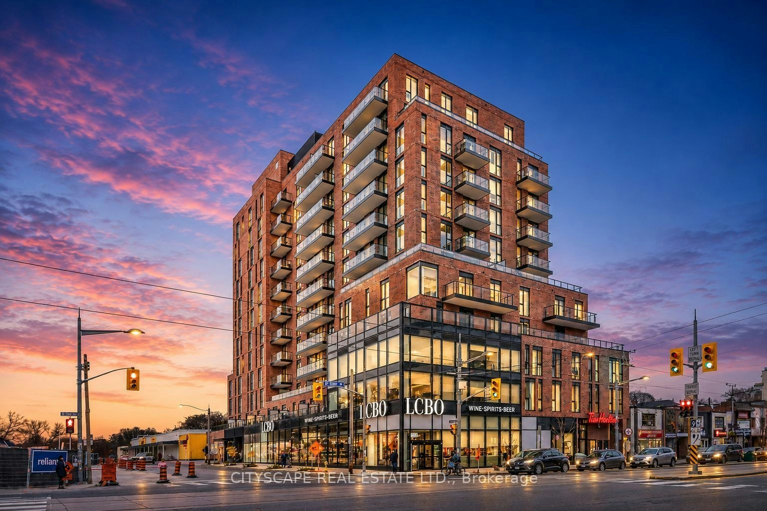 506-185 Alberta Avenue, Toronto, ON, M6C 0A5