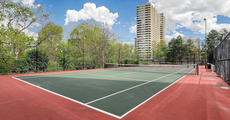 1110-5 Concorde Place, Toronto, ON, M3C 3M8 - 27