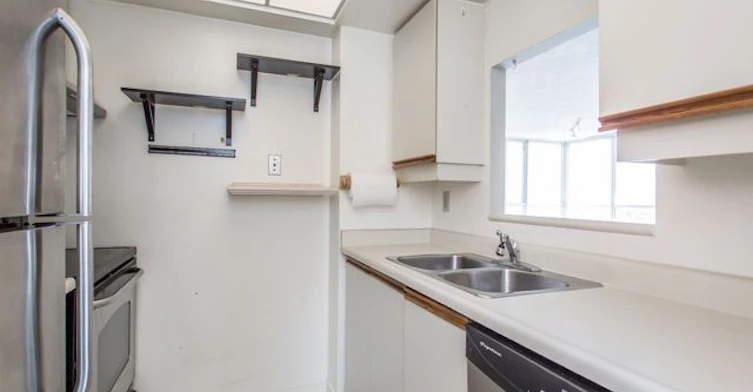 1110-5 Concorde Place, Toronto, ON, M3C 3M8 - 5