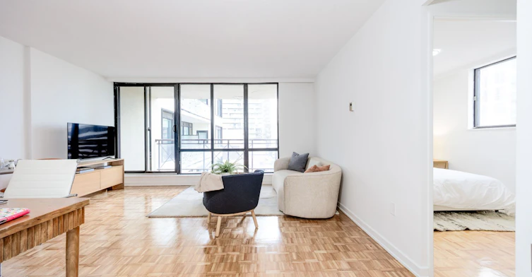 503-101 Roehampton Avenue, Toronto, ON, M4P 2W2 - 17