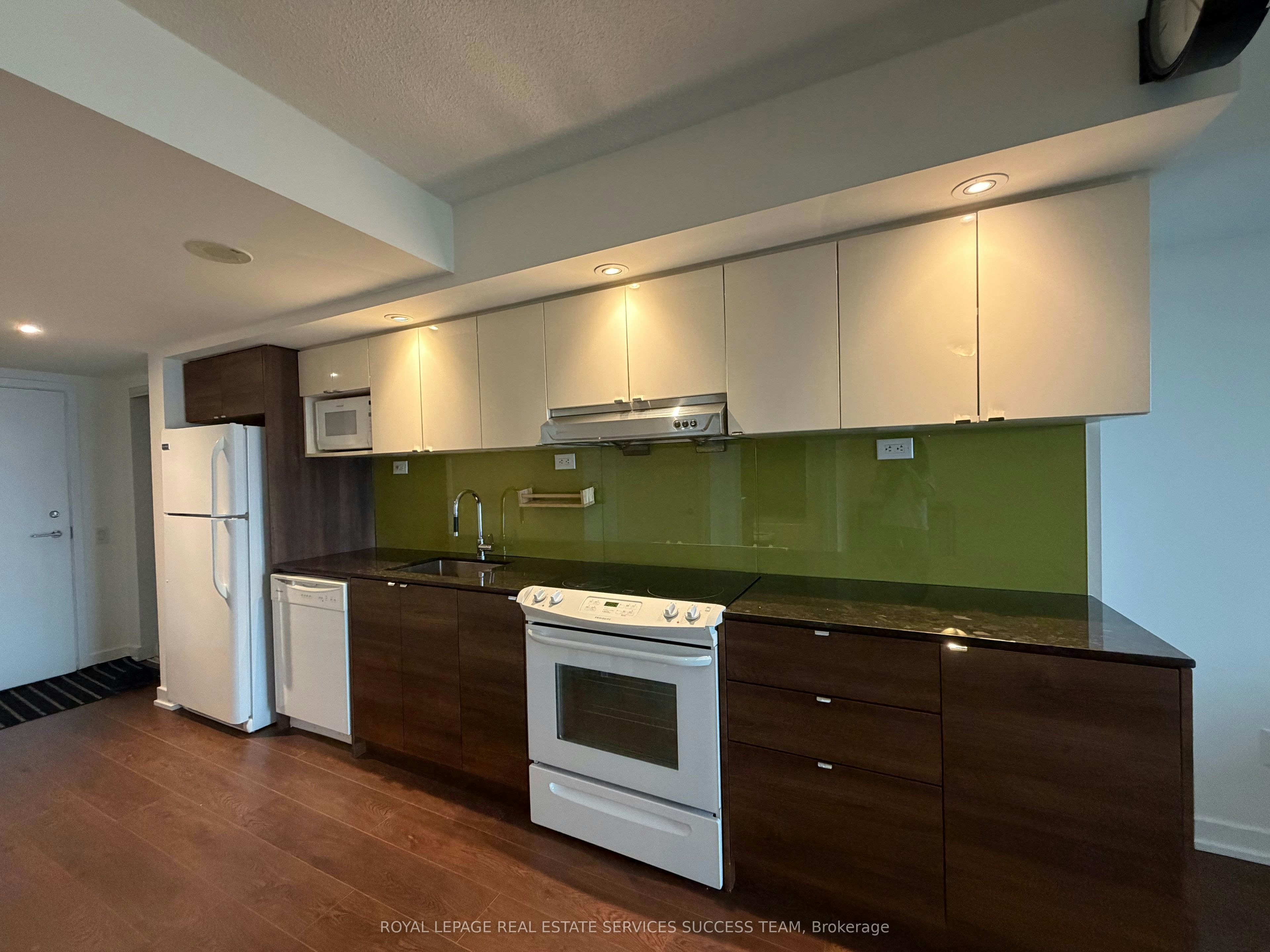 1705-121 Mcmahon Drive, Toronto, ON, M2K 2X9 - 2