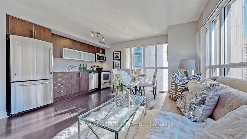 1411-28 Ted Rogers Way, Toronto, ON, M4Y 2W7 - 5