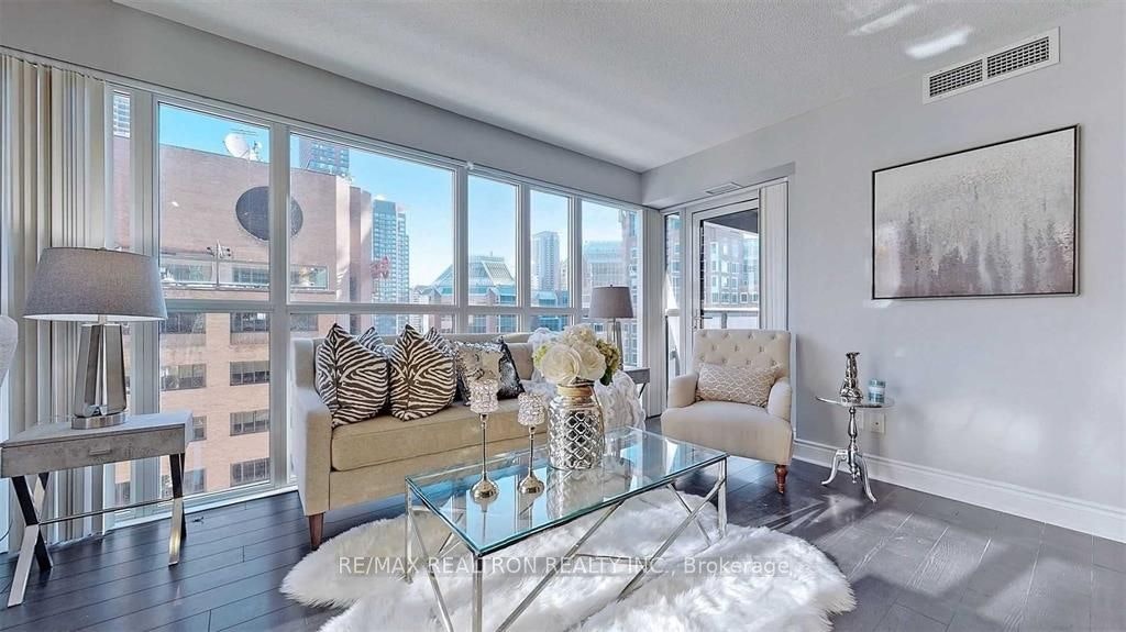 1411-28 Ted Rogers Way, Toronto, ON, M4Y 2W7 - 3