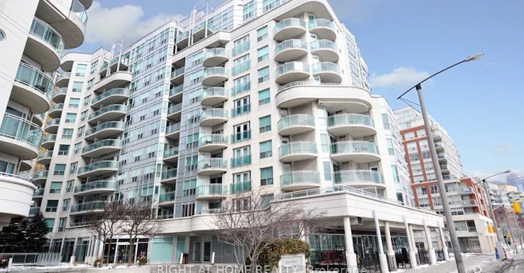 219-600 Queens Quay W, Toronto, ON, M5V 3M3