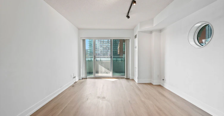 219-600 Queens Quay W, Toronto, ON, M5V 3M3 - 8
