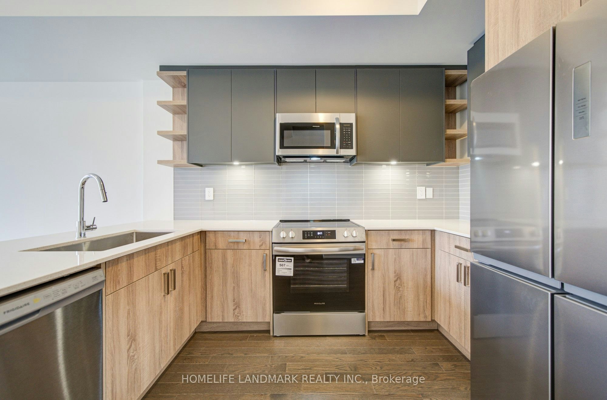 426 New Lawrence Heights Way Boulevard, Toronto, ON, M6A 0E6 - 5