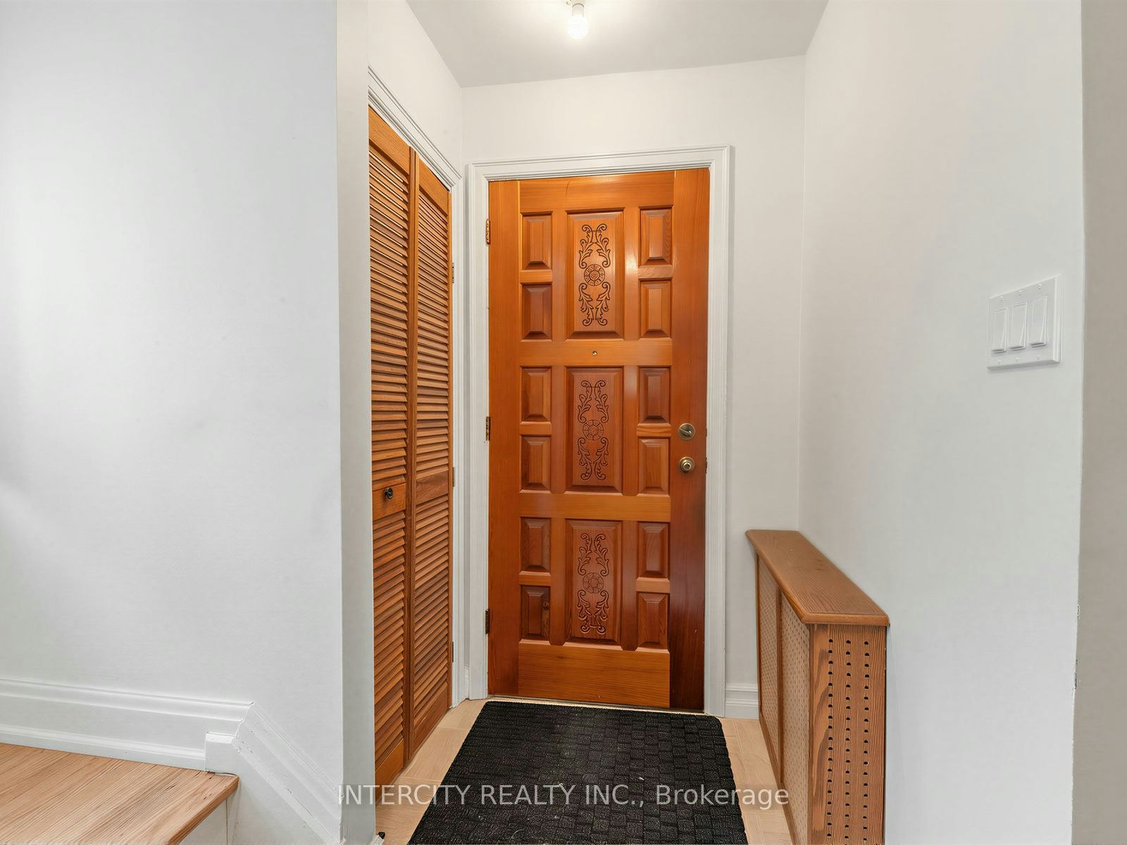 178 Bogert Avenue, Toronto, ON, M2N 1K9 - 4