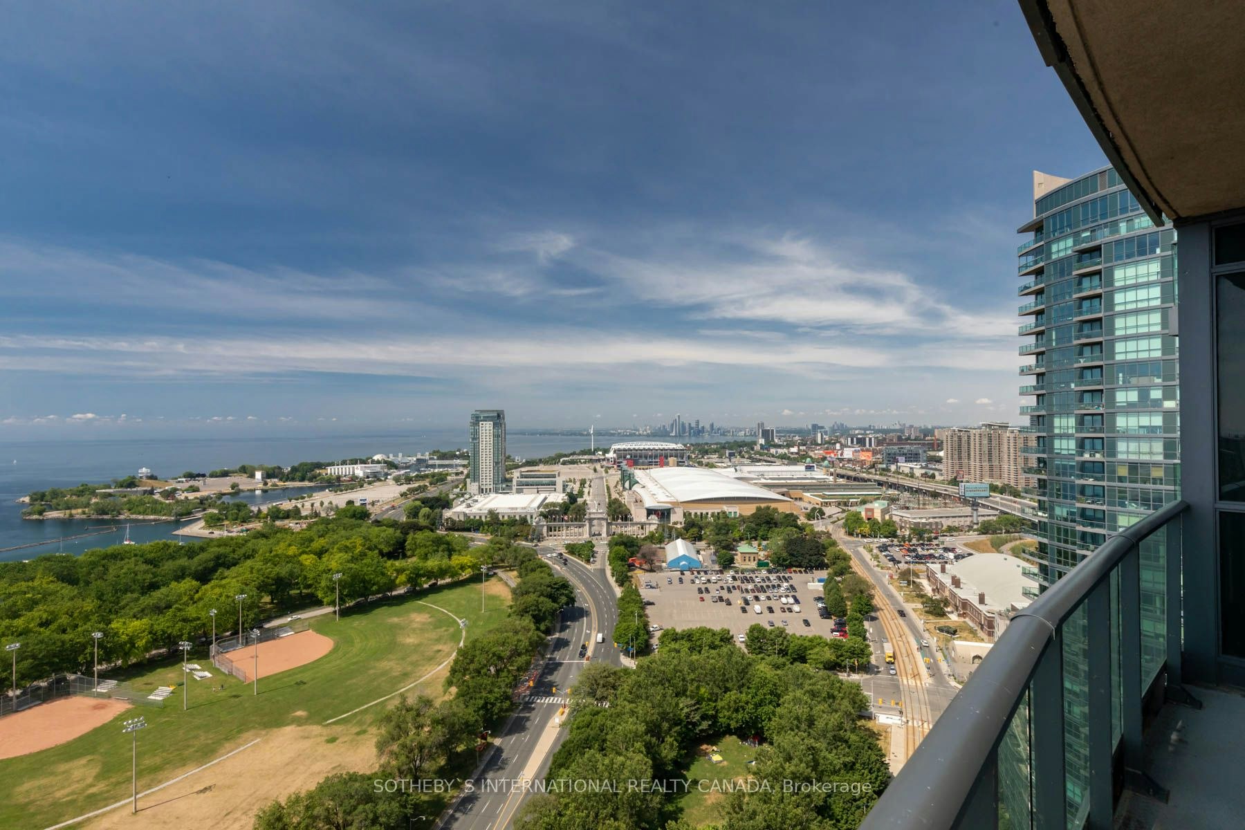 2904-215 Fort York Boulevard, Toronto, ON, M5V 4A2 - 23