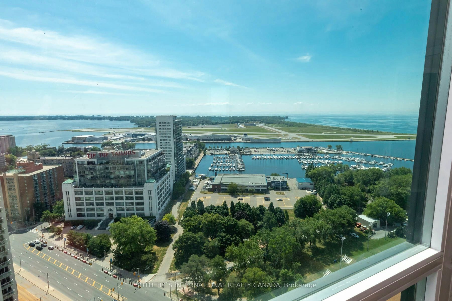 2904-215 Fort York Boulevard, Toronto, ON, M5V 4A2 - 18
