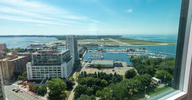 2904-215 Fort York Boulevard, Toronto, ON, M5V 4A2 - 18
