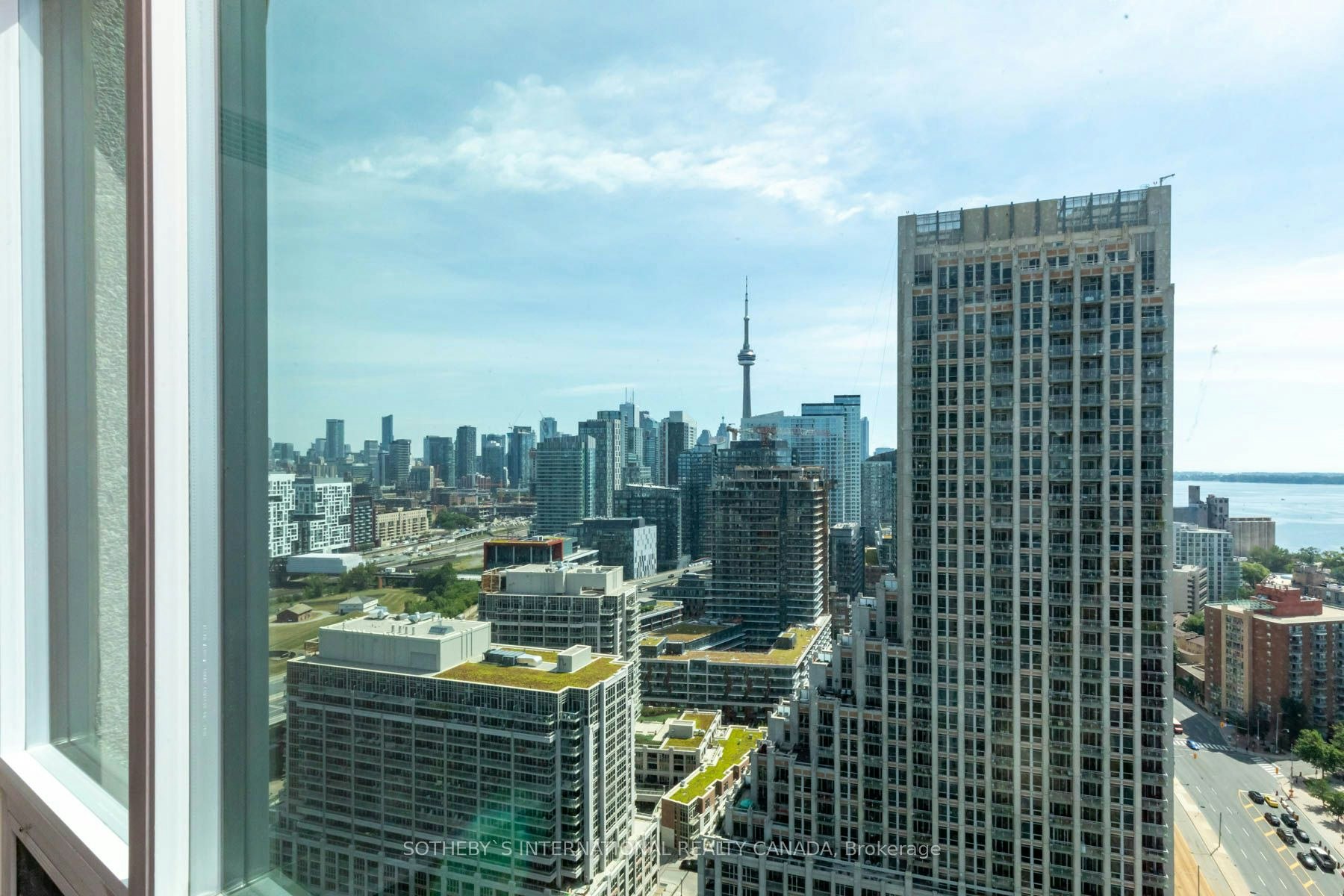 2904-215 Fort York Boulevard, Toronto, ON, M5V 4A2 - 24