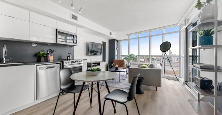 1209-21 Iceboat Terrace, Toronto, ON, M5V 4A9 - 5