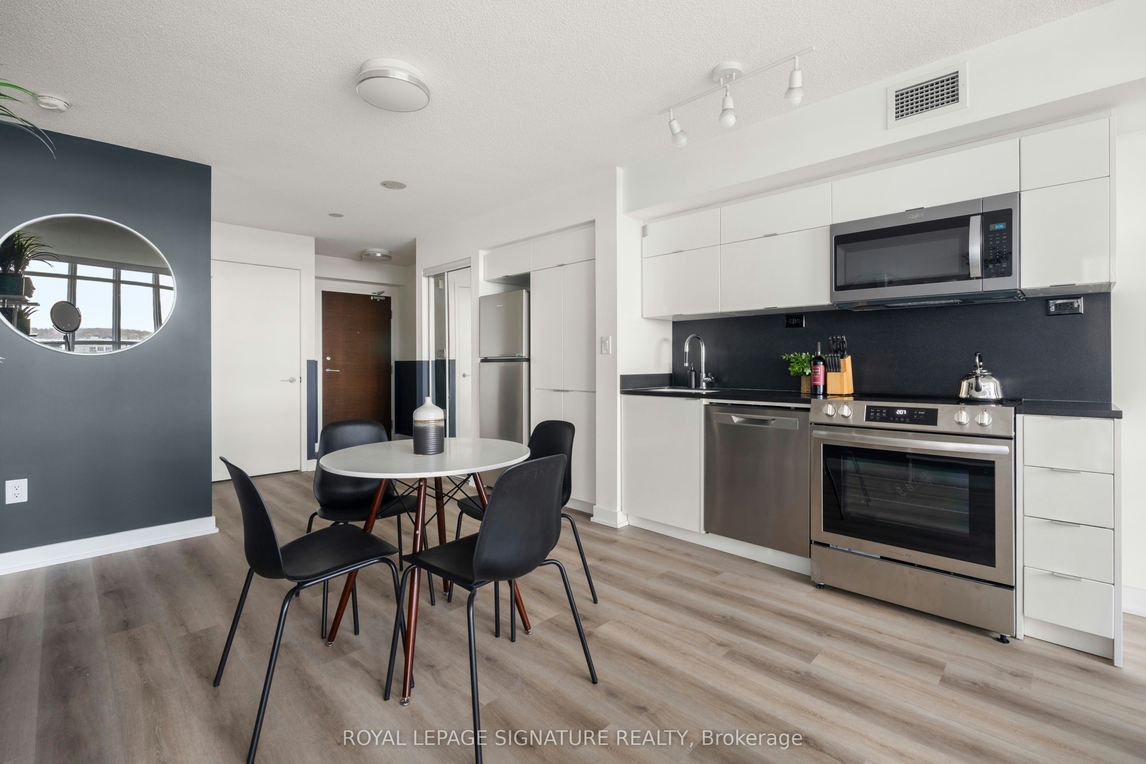 1209-21 Iceboat Terrace, Toronto, ON, M5V 4A9 - 9