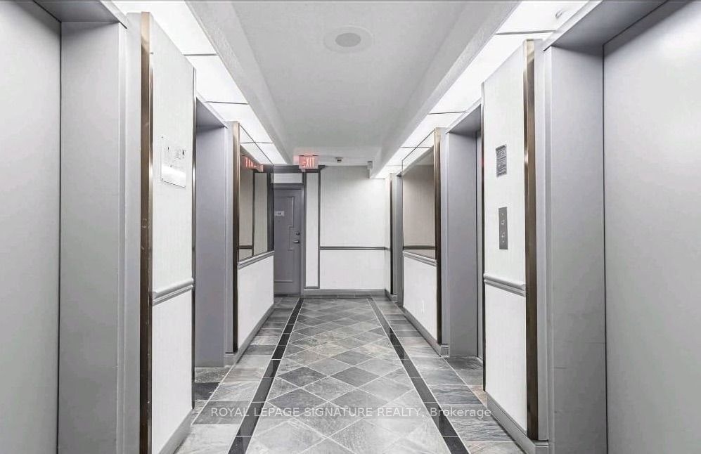 1013-633 Bay Street, Toronto, ON, M5G 2G4 - 34