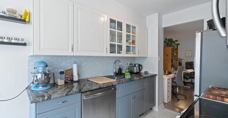 1013-633 Bay Street, Toronto, ON, M5G 2G4 - 11