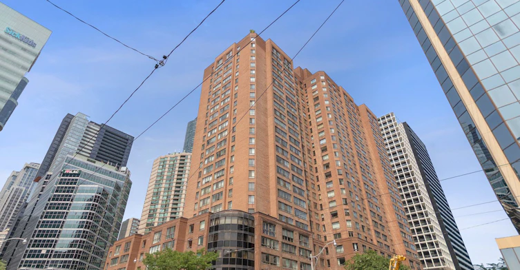 1013-633 Bay Street, Toronto, ON, M5G 2G4 - 23