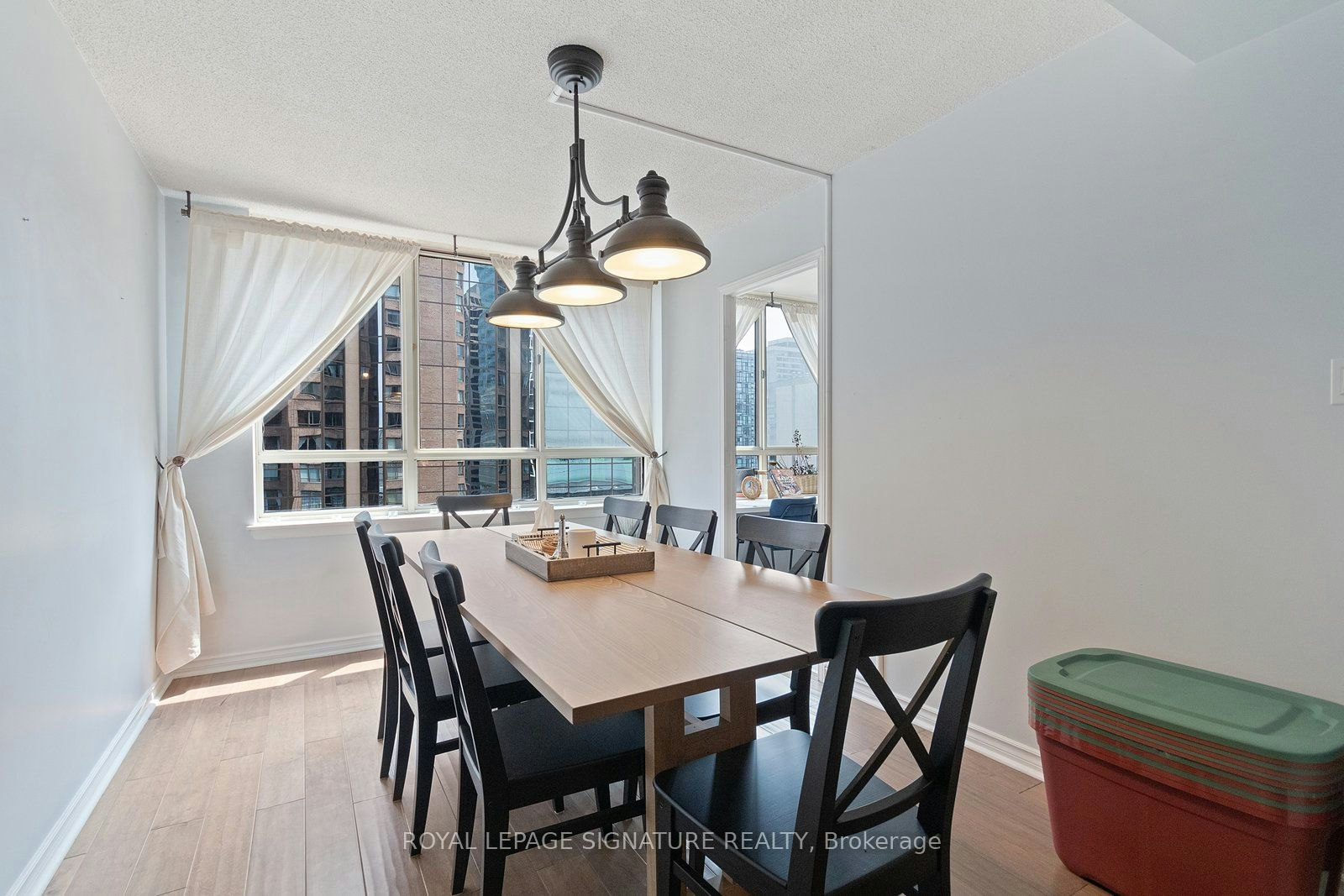 1013-633 Bay Street, Toronto, ON, M5G 2G4 - 8