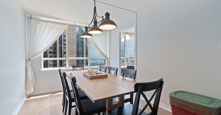 1013-633 Bay Street, Toronto, ON, M5G 2G4 - 8