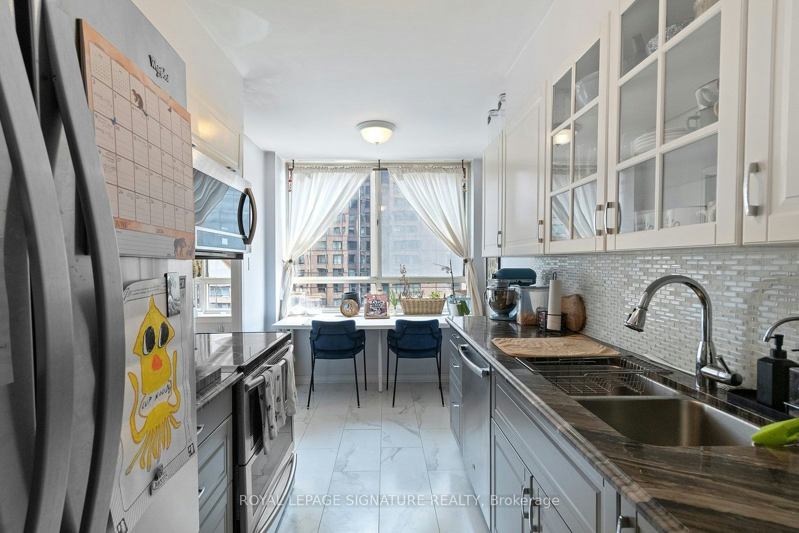 1013-633 Bay Street, Toronto, ON, M5G 2G4 - 13