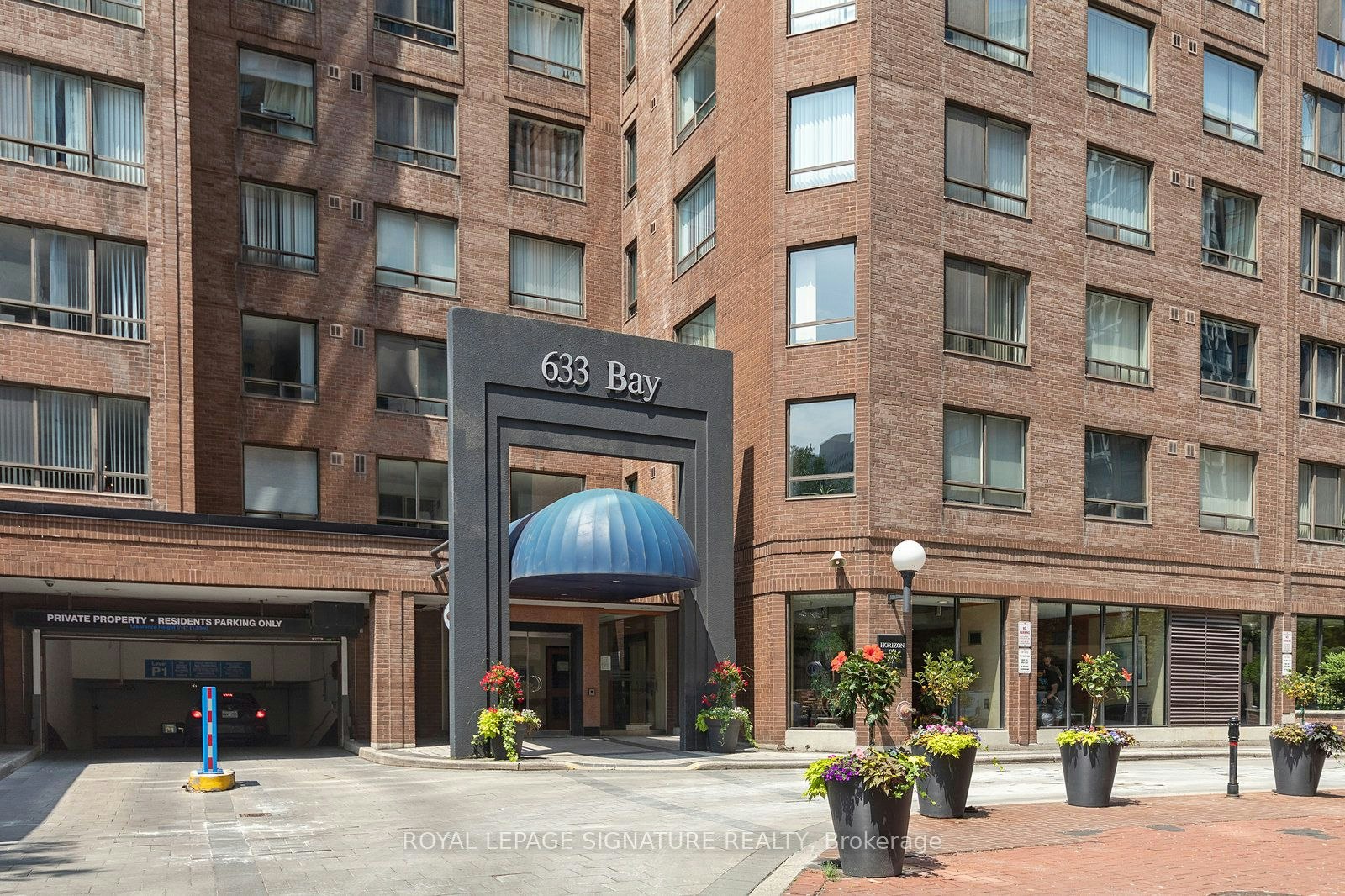 1013-633 Bay Street, Toronto, ON, M5G 2G4 - 22