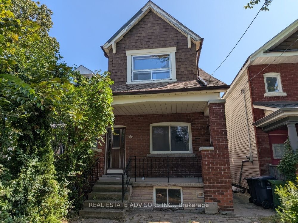 61 Greensides Avenue, Toronto, ON, M6G 3P5