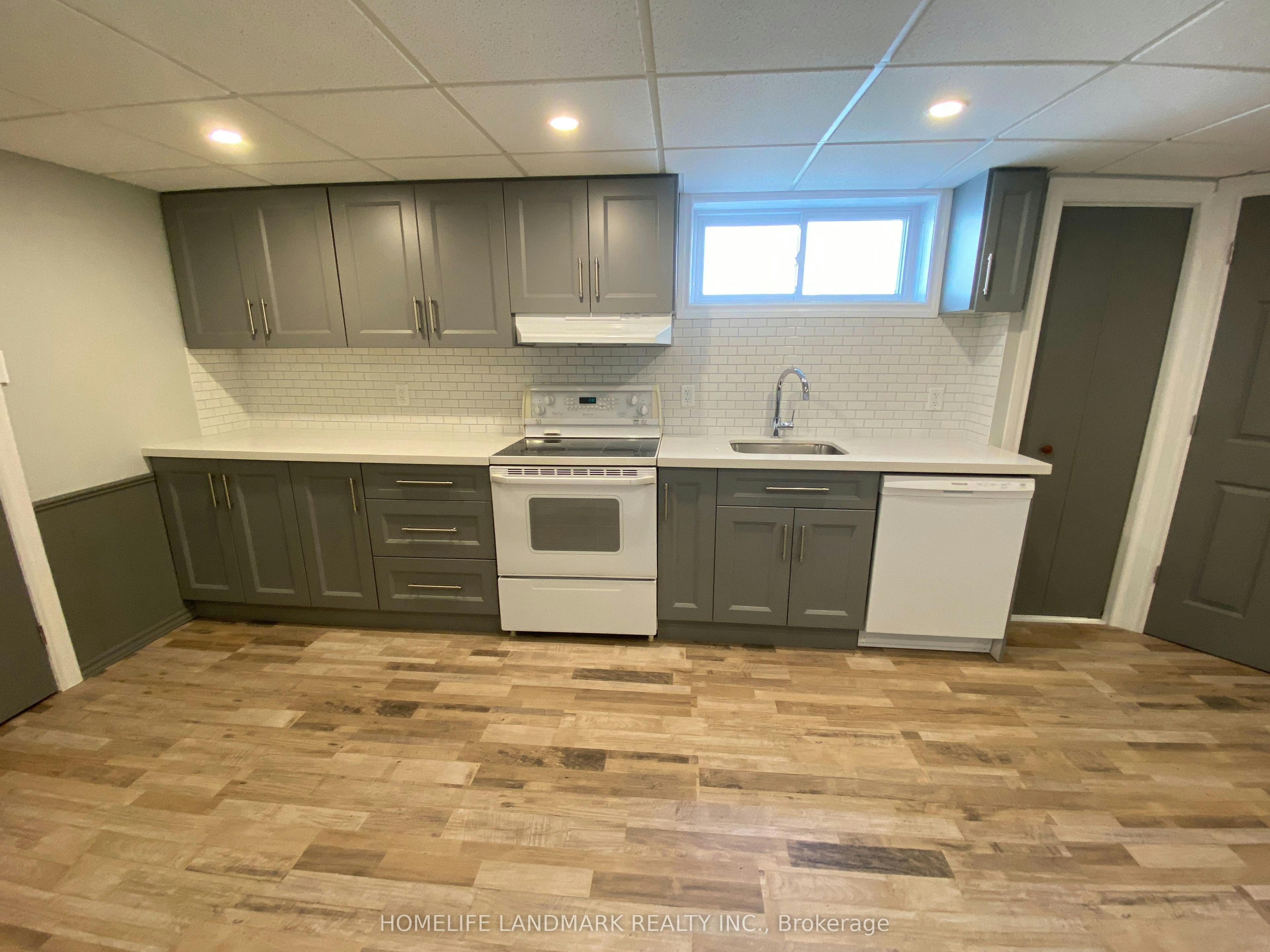 Lower-11 Pindar Crescent, Toronto, ON, M2J 3L3 - 2