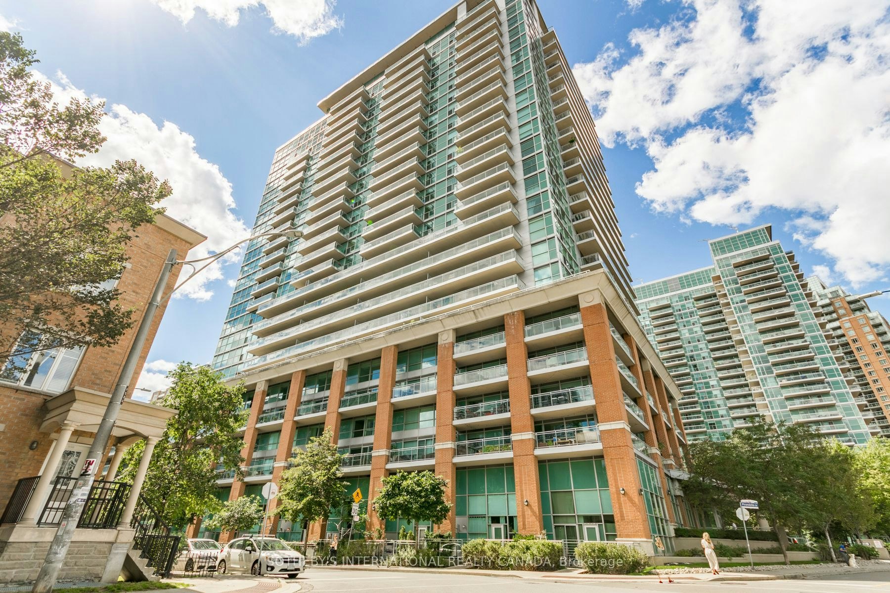 2402-80 Western Battery Road, Toronto, ON, M6K 3S1