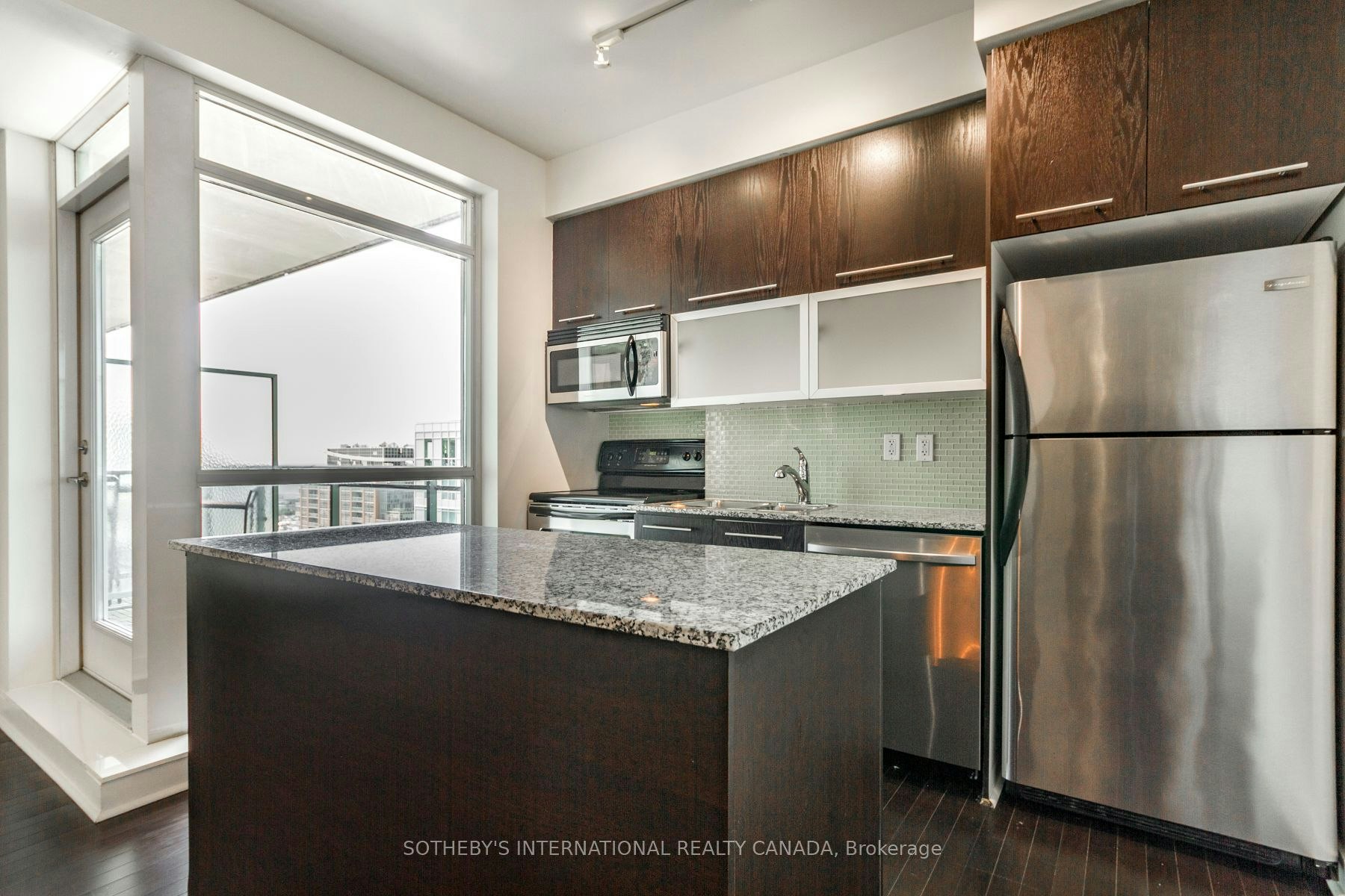2402-80 Western Battery Road, Toronto, ON, M6K 3S1 - 19